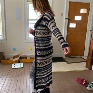 Long cardigan sweater